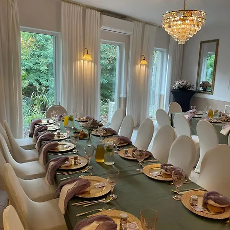 فندق Hotelik Zielonka *